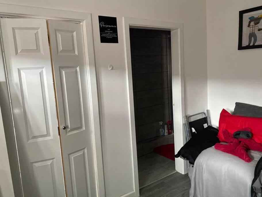 Limpenny Garden Flat Apartamento Nottingham Exterior foto